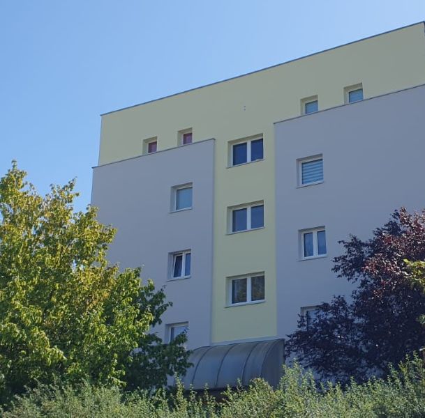 REMONT ELEWACJI FRONTOWEJ
